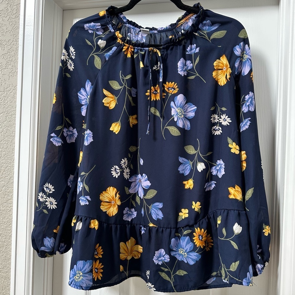 Old Navy Floral‎ Large Ruffle Hem Cottagecore Peasant Top Blouse Size Large